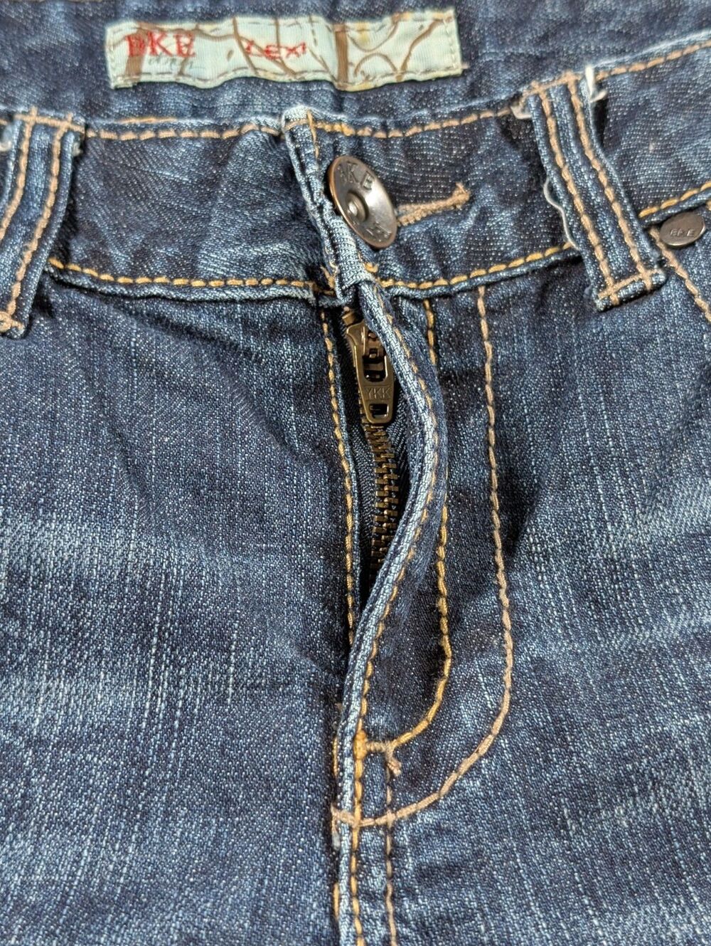 BKE Lexi Crop Jeans Womens 29 Blue Raw Hem Stretch Bling Buckle Denim Casual - Picture 4 of 10